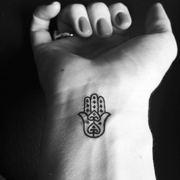 33 Hamsa Tattoos With Deep Spiritual Connections Tattooswin