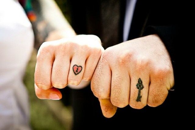 44 Wedding Ring Tattoos With Diversifying and Creative Meanings ...