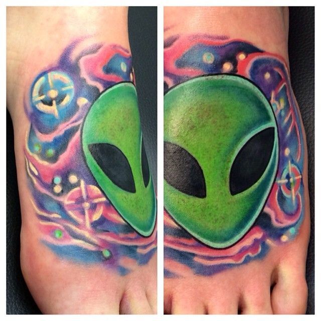 Alien Tattoo on Foot