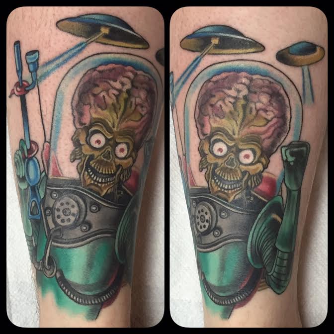 Alien Tattoo on Leg for Movie Lover