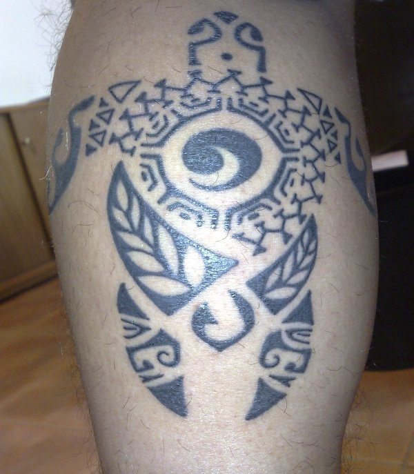 Whānautanga Tattoo On Leg