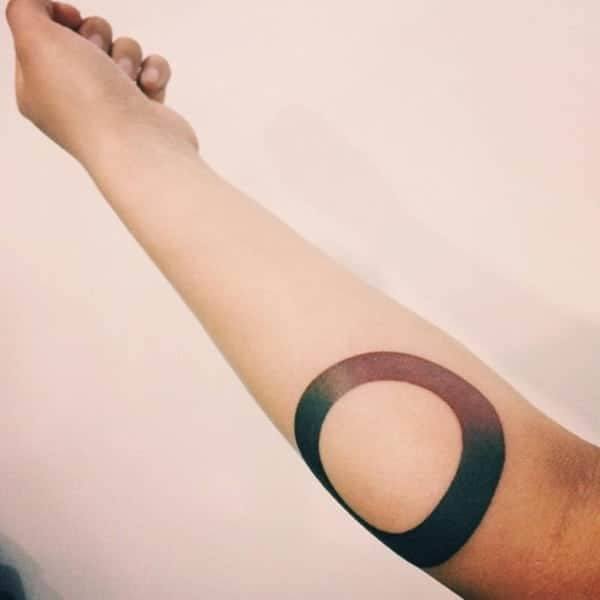 Big Circle Tattoo on Hand